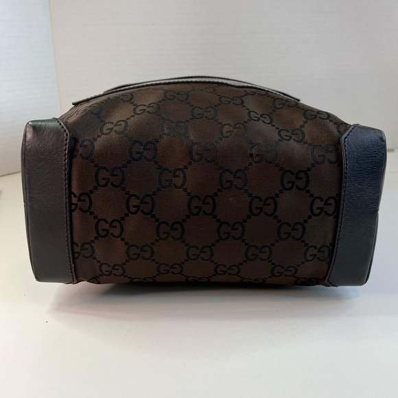 Gucci Brown & Black Tote w/GG Pattern Canvas/Leather & Dual Canvas Straps - Picture 5 of 13